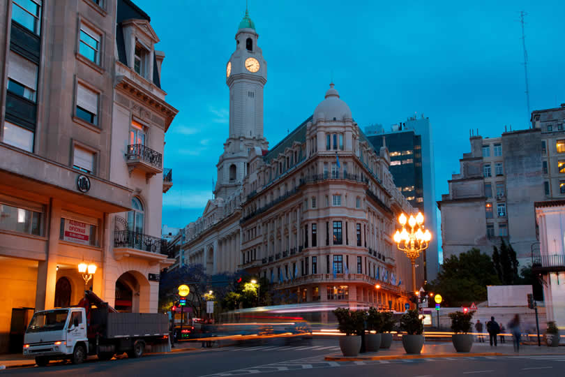 Buenos Aires city centre at night